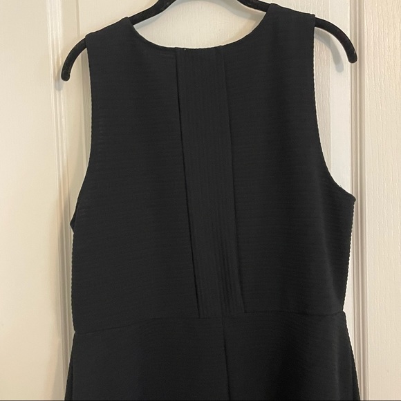 Little black dress - Picture 5 of 5